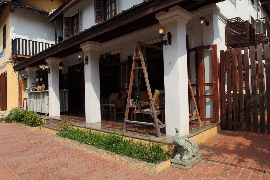 Cafe De Laos Hotel Luang Prabang Bagian luar foto
